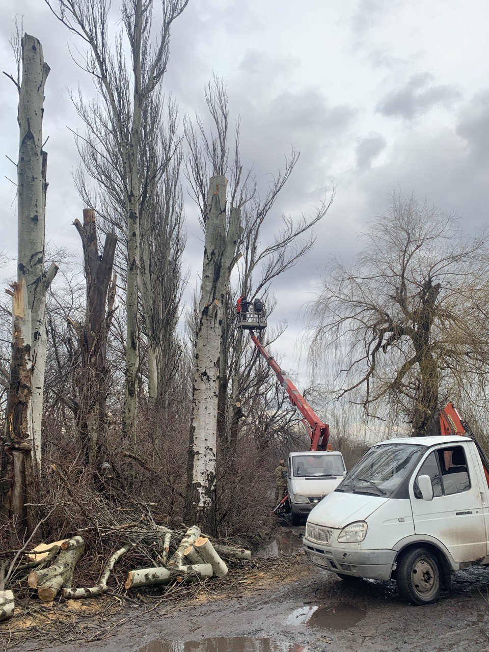 Заказать автовышку в Донецке, Макеевке и других городах ДНР